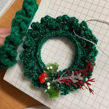 Loops Wreath Ornament