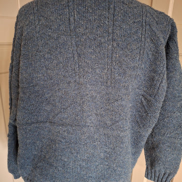 RHUE, a woollen pullover for ladies and men
