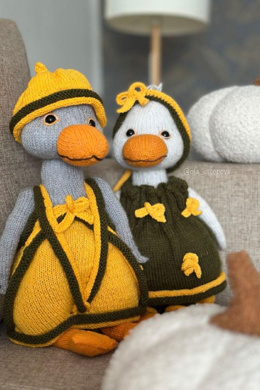 Spring Knitting Toy Clothes for Geese – Theo & Mabel