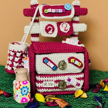 Amigurumi Friendlike Calendar