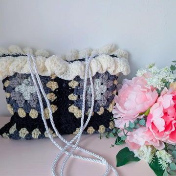 Crochet Cozy Granny Square Bag Pattern