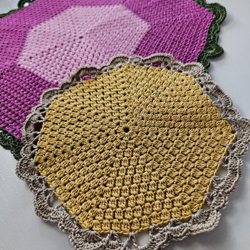 Peonia Doily and Coaster