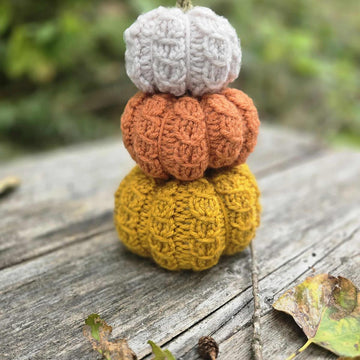 Faux Cables Pumpkin Trio