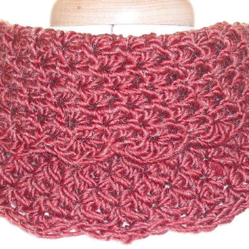 Textured autumn cowl