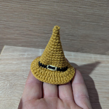 Mini Witch Halloween Hat hair clip English-US