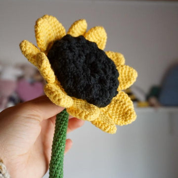 Sunflower amigurumi fidget toy