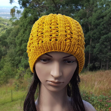Courtney - 8ply seamless lace beanie