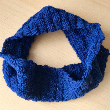 Unisex Cowl in Paintbox DK