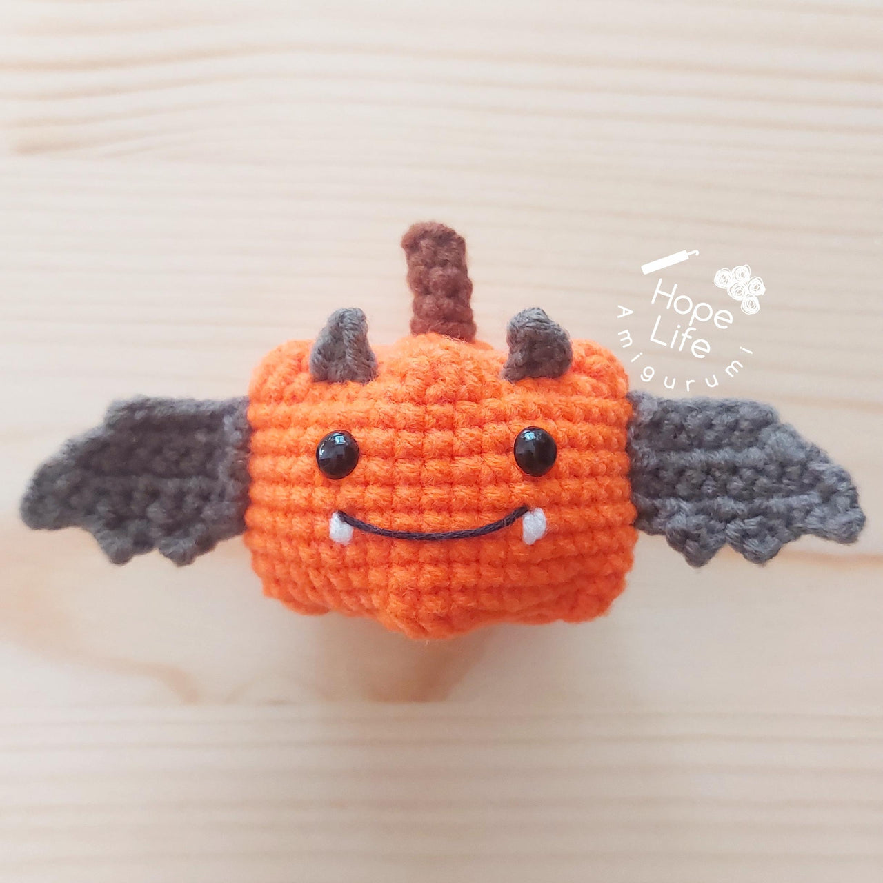 Halloween Pumpkin Bat