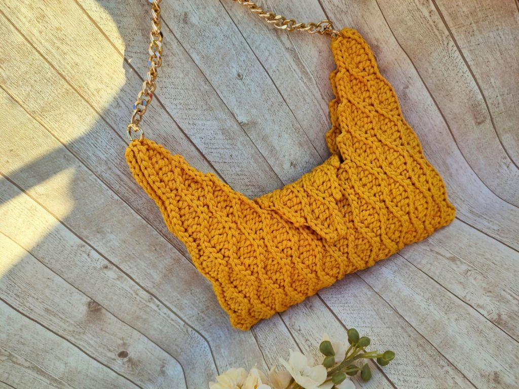 Wavy Hobo Bag — Slouchy Crochet Shoulder & Crossbody Bag