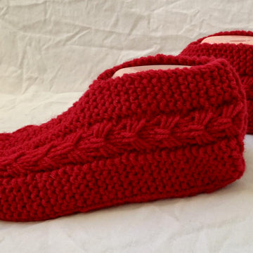 Easy to Knit Bow Slippers
