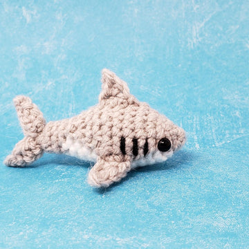 Sam the Shark Amigurumi