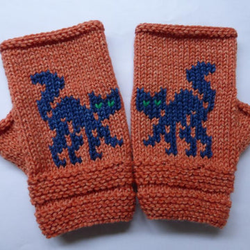 Black Cat Fingerless Mitts (Halloween)