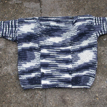 Oversized jumper with modesty vent for nursing baby