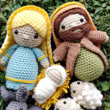 Nativity Scene Christmas Dolls Mary Joseph Baby Jesus Crib Donkey and Sheep Manger Creche Krippe amigurumi crochet pattern