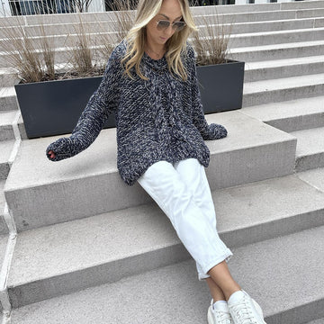 MELANY Sweater
