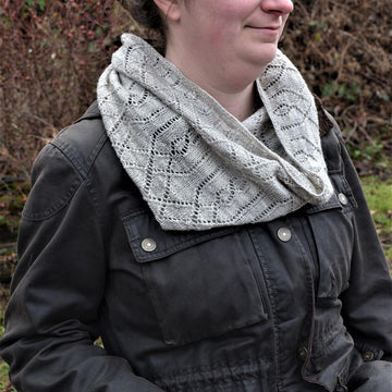 Stitches in Time Cowl