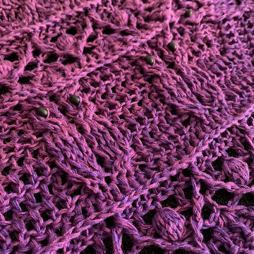 Flat Triangular Scarf "Eunomia"