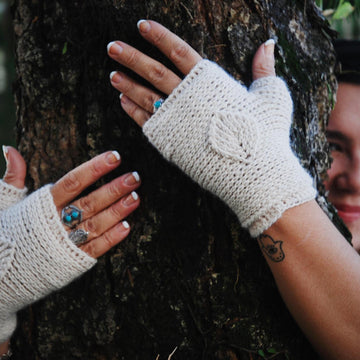 Leaf Crochet Gloves