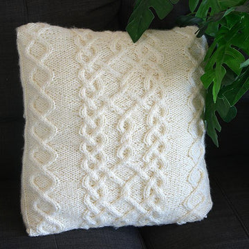 Chunky Cable Throw Pillow