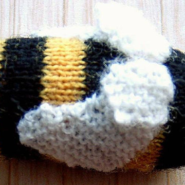 1:12th scale Insect Cushions