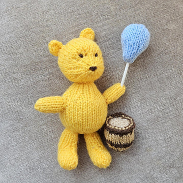 Knitted Classic Pooh