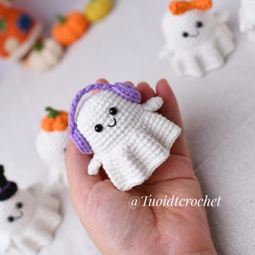 Halloween Ghost Keychain