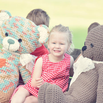 John the Canadian Bear Amigurumi