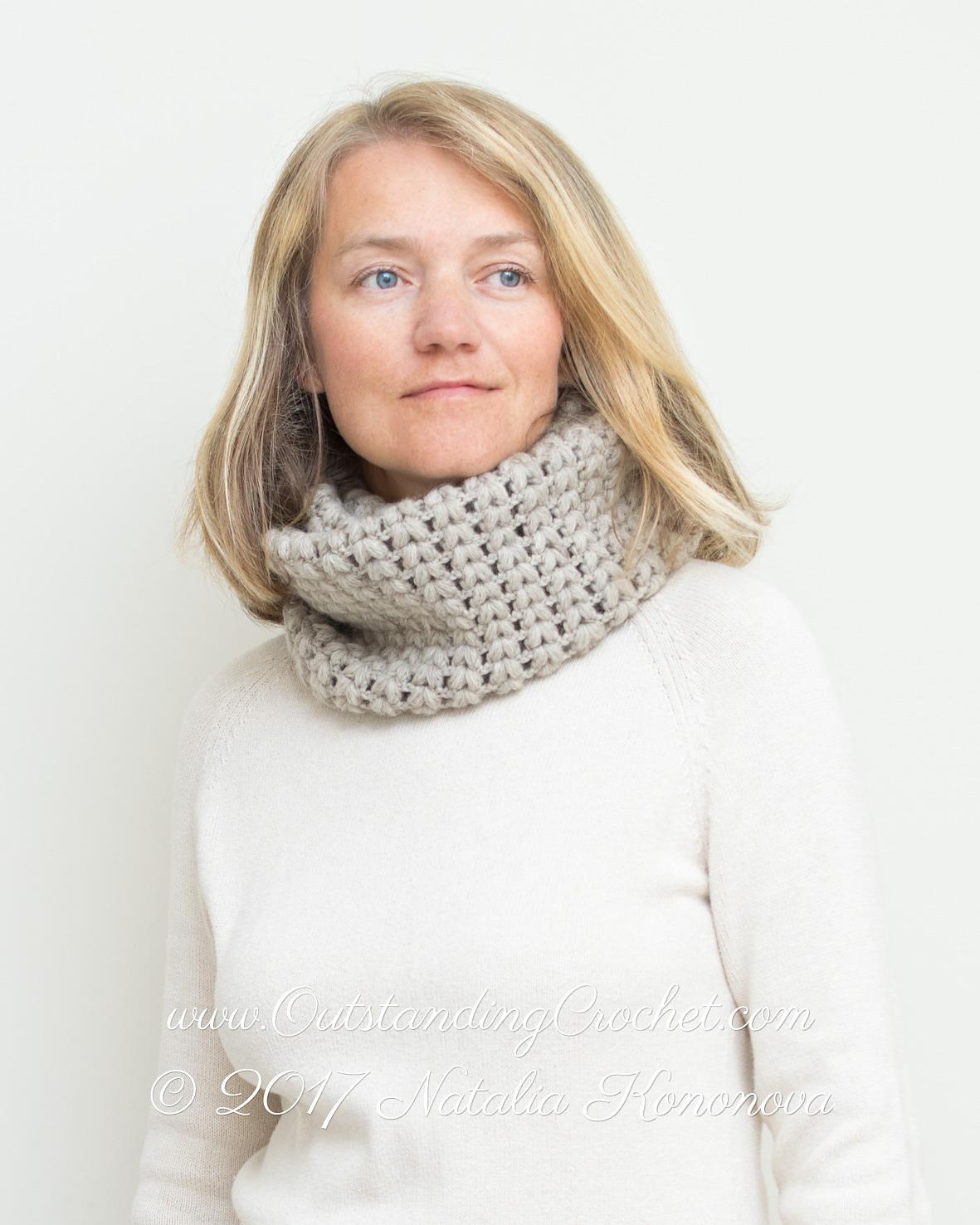 Puff Stitch Cowl