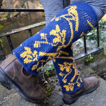 Kissing Birds Leg Warmers