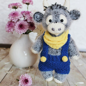 Bull toy