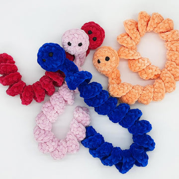 Large worry worms