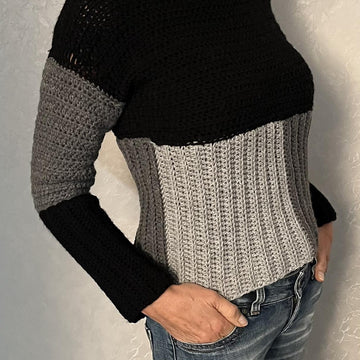 3's COMPANY SWEATER