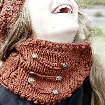 Frostberry Cowl