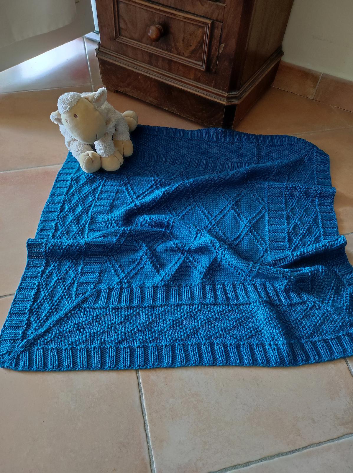 Tartanesque blanket