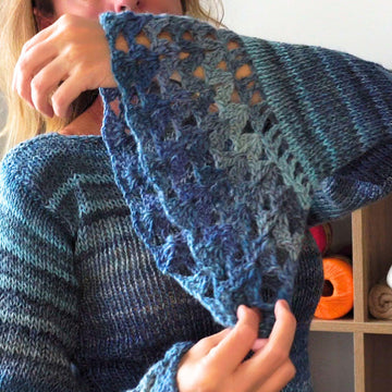 Blue Sentro machine sweater