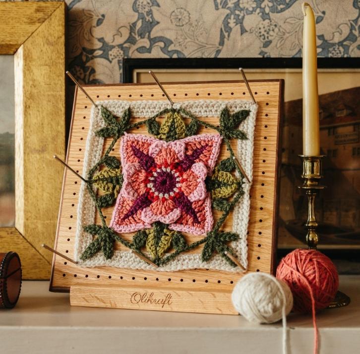 US Evelyn Motif - Spirit of Flora Collection