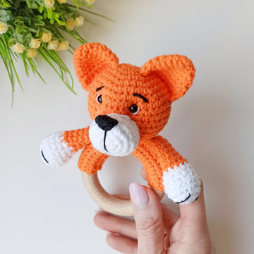 Fox baby rattle amigurumi pattern