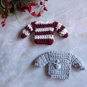 Mini sweater (jumper)