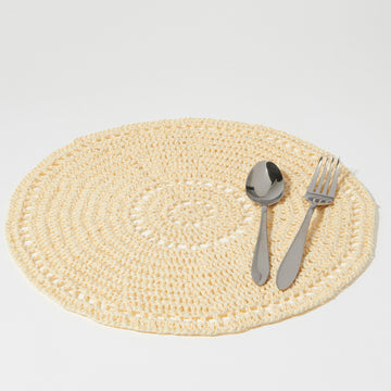 Perfect Illusion Placemat in Wool and the Gang Ra-Ra-Rafia - Downloadable PDF