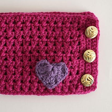 Hearts and Kisses Cowl