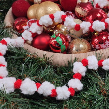 Crochet Christmas Berry & Popcorn Garland