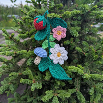 Nature Inspired Bag Charm English_US