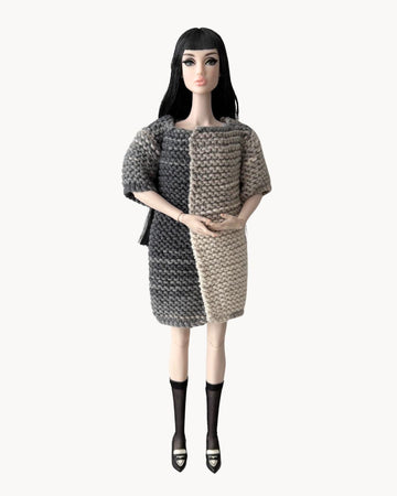 Coat Chic for 1:6 scale fashion dolls