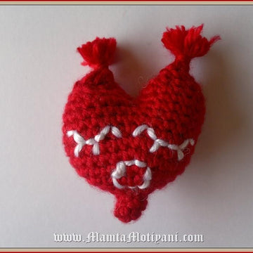 Mrs. Heart Amigurumi