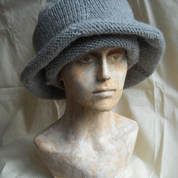 Lancelotta - a very versatile hat