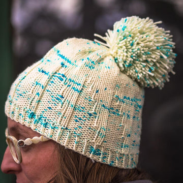 Snowy Peaks Hat