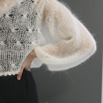 Aphrodite sweater