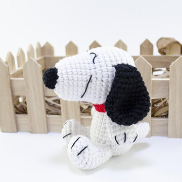 Amigurumi Snoopy Dog