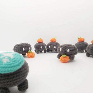 Orange & 2nd Anniv. Beret & 3rd Anniv. Crown